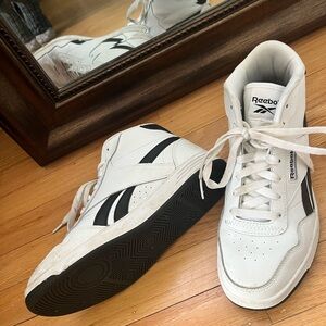 Reebok woman’s  White and Black Sneakers